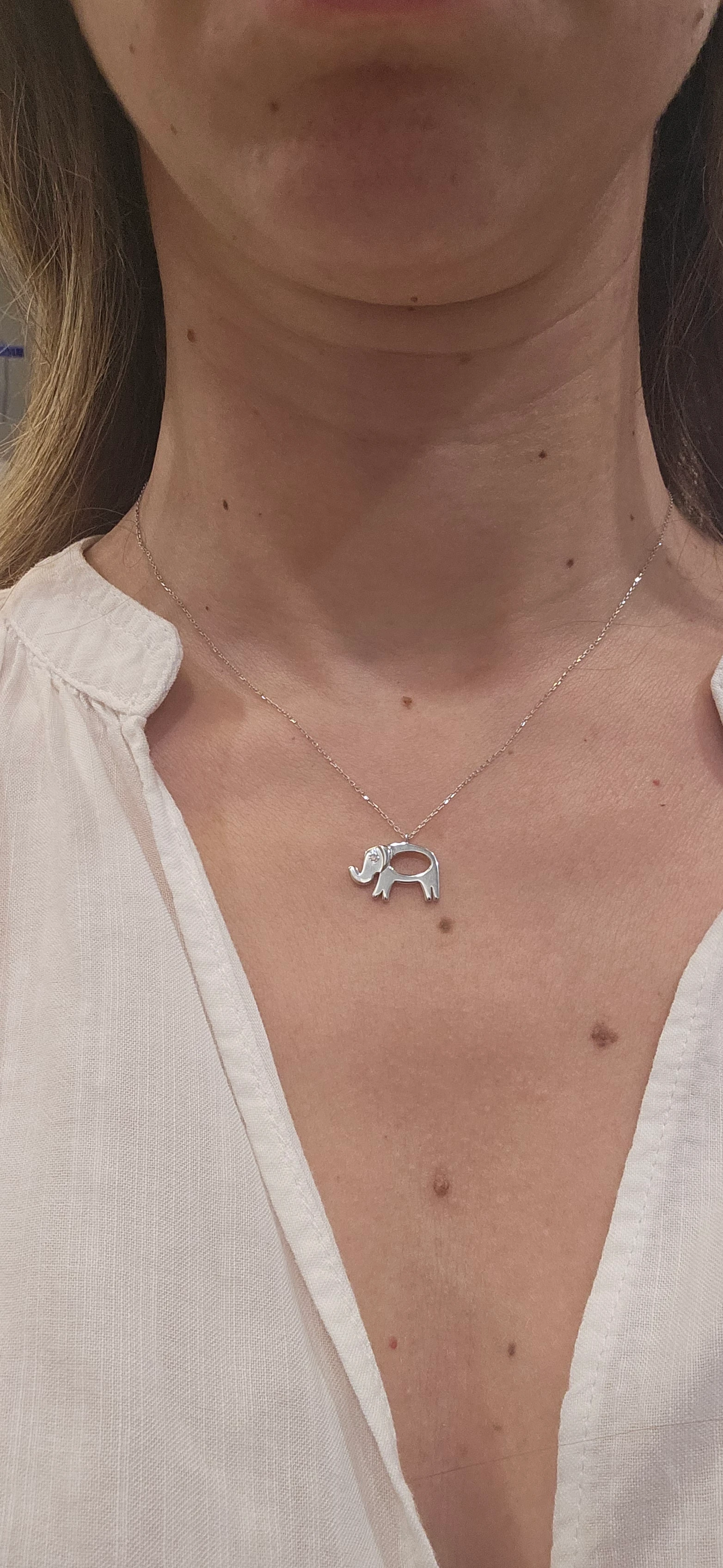 14K Altın 0.01ct Pırlantalı Fil Kolye